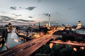 BERLIN PHOTO TOUR with a professional Photographer from Berlin