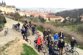 PANORAMIC & PRAGUE CASTLE - city & park e-bike tour