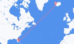 航班从美国劳德代尔堡市到雷克雅维克市，冰岛塞尔