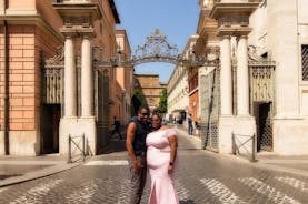 Private Shore Excursion from Civitavecchia Port: Honeymooners Rome Tour Professional Photographer Included