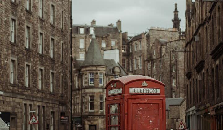 Edinburgh Scavenger Hunt and Best Landmarks Self-Guided Tour