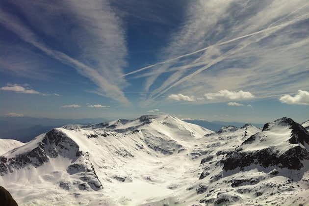 Heldags snöskovartur till Bezbog-topp 2645 m i Pirinbergen