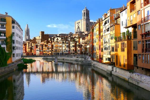 Girona and Wineries of Perelada Private Tour from Barcelona