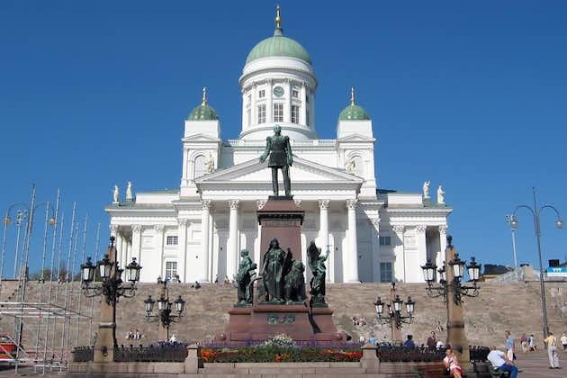 赫尔辛基亮点乘坐电车和步行游览
