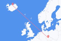 Flug frá Akureyri til Prag
