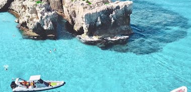 THE BEST BOAT TOUR from Tropea to CapoVaticano, max 12 passengers