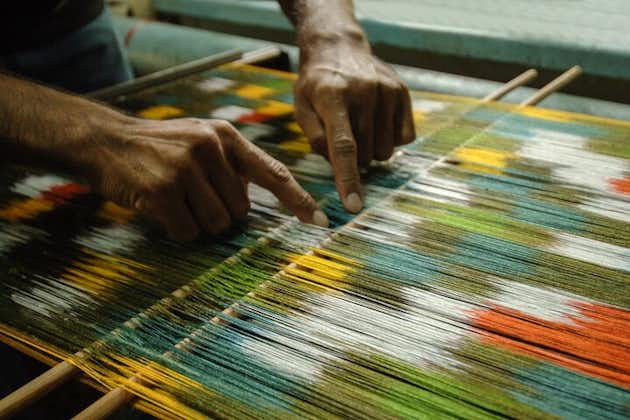 Authentic Weaving Workshop mit einem Handwerker in Macerata
