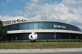 Nürnberg Zweiter Weltkrieg und Puma und Adidas Factory Outlet