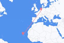 Flug frá São Vicente, Grænhöfðaeyjum til Düsseldorf, Þýskalandi
