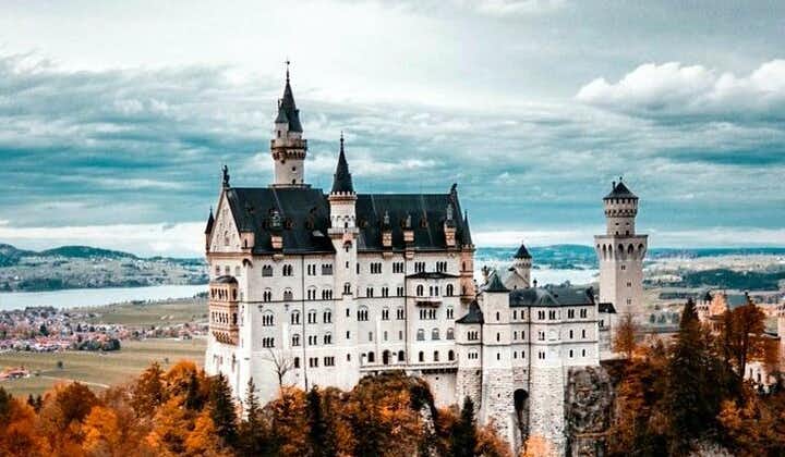 Tour privato di 3 giorni tra le attrazioni della Baviera, incluso il castello di Neuschwanstein da Monaco