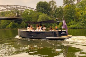 Boat Tour in Frankfurt for up to 12 Guests