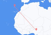 Fly fra Abuja til Vila Baleira