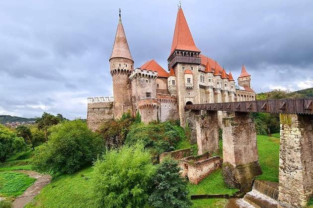  Castillo de Corvinilor y Sibiu Sighisoara opcional desde Brasov