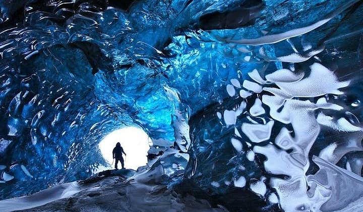 Two Days of Magnificent South Coast With Ice Caves and Northern Lights