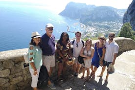 Capri liten gruppetur med blå grotte fra Napoli eller Sorrento