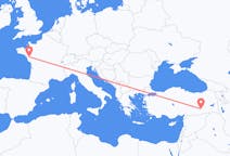 Flights from Diyarbakır in Turkey to Nantes in France