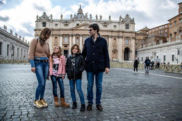 Vatican For Kids Tour with Sistine Chapel and St Peter Basilica Fast Access