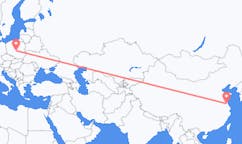Flug frá Yancheng, Kína til Łódź, Póllandi