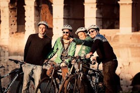 罗马市小团体自行车之旅，提供优质的 Cannondale 电动自行车