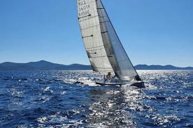 Sports privés voile dans l'archipel de Zadar
