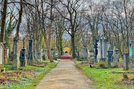 Death and Chocolate: Walking Tour of Munich's Old South Cemetery