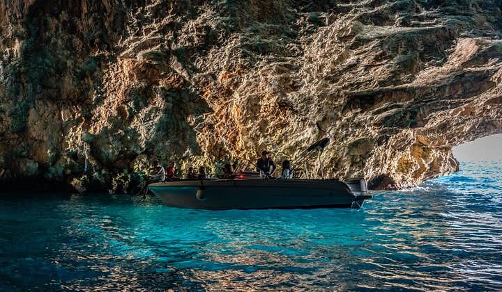 푸른 동굴과 바위의 여인 - 코토르 최대 10명 3시간 투어