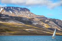 Flyg till Svalbard, Svalbard och Jan Mayen