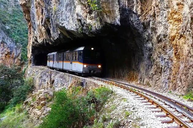 6日間の小さな列車ツアーギリシャ、ケンタウロスの山、メテオラ、デルファイ、オリンピア