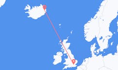 Flyreiser fra London, England til Egilsstaðir, Island