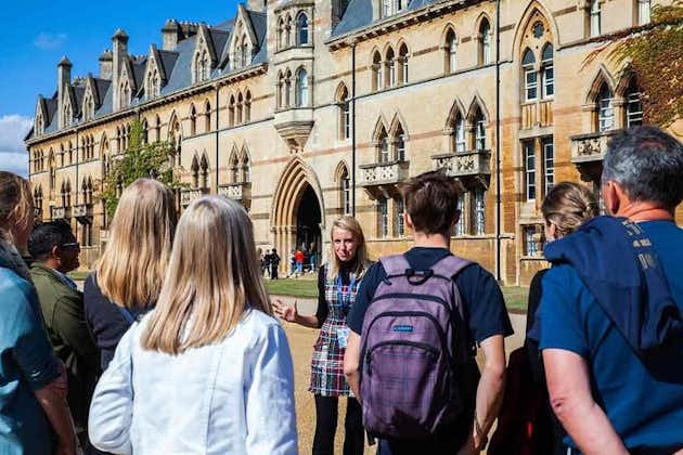 Sociale afstand Gespecialiseerde Oxford University-wandeltocht met studentengidsen