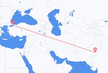 Flyreiser fra Bahawalpur, Pakistan til Istanbul, Tyrkia