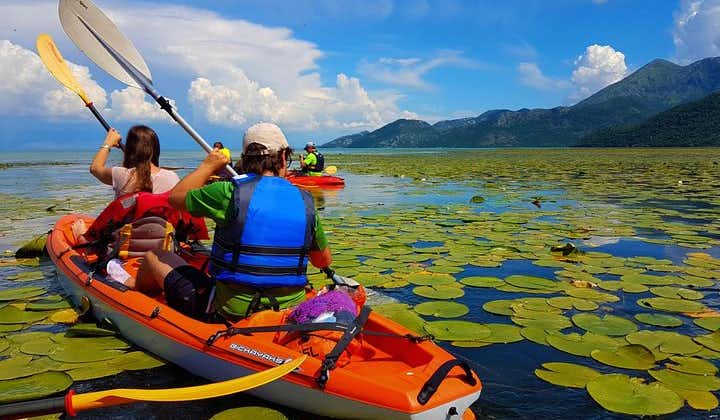 カヤック ガイド付きツアー スカダル湖 - 国立公園の冒険