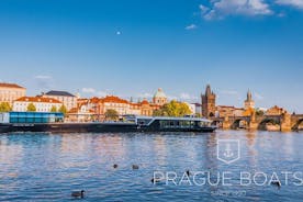 Crucero de 3 horas con cena de Prague Boats