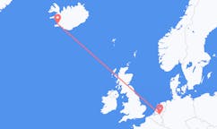 Flyreiser fra byen Reykjavik, Island til byen Eindhoven, Nederland