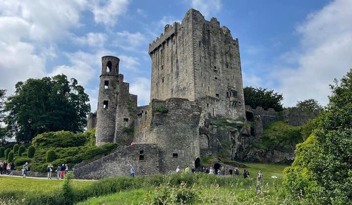 Private Chauffeur Tour of Cork, Blarney Castle, Kinsale and Cobh