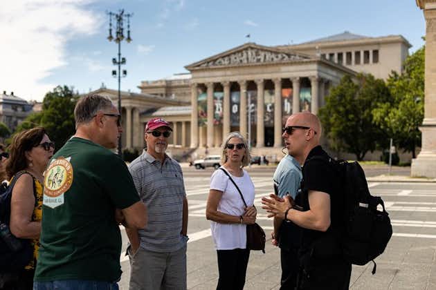 Le Grand Budapest : visite guidée privée d'une demi-journée en voiture