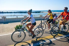 Met de e-bike naar de zee fietsen over het "Trammino"-fietspad