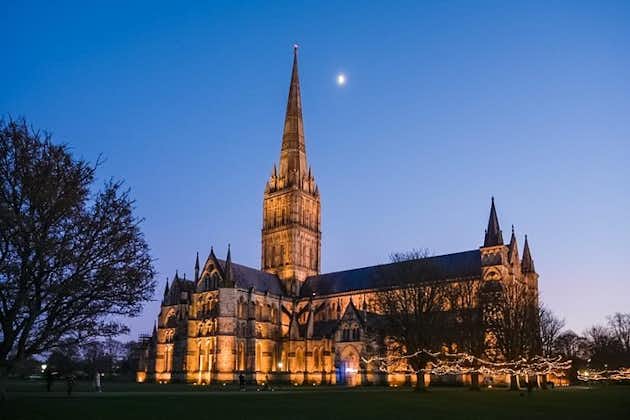 Landutflukt Stonehenge og Salisbury Cathedral (Magna Carta)