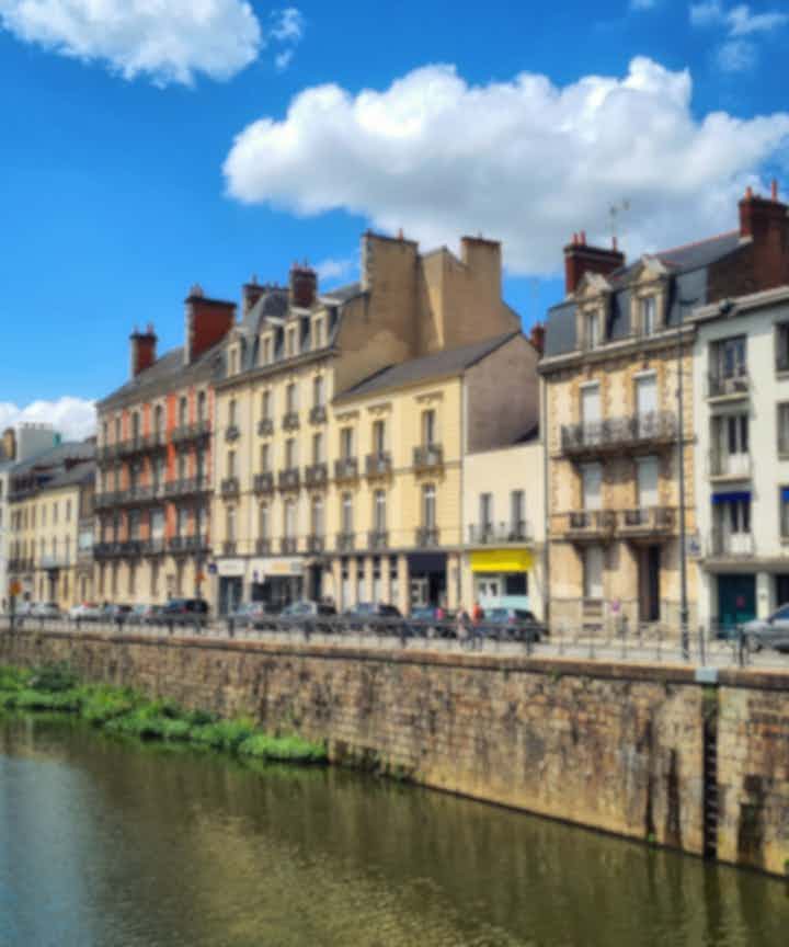 Flights from Carcassonne, France to Rennes, France