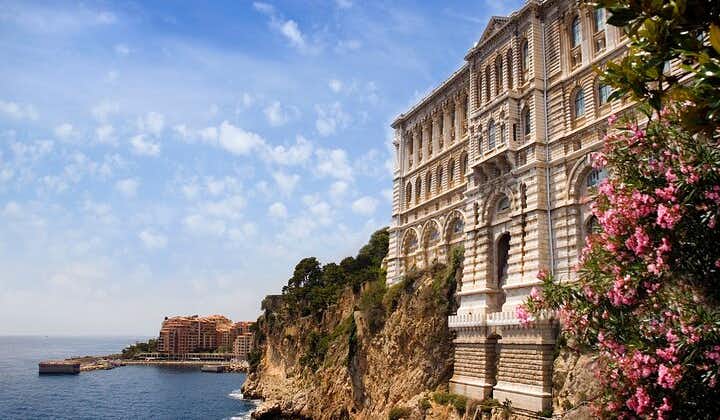 Monaco Scavenger Hunt og beste landemerker selvguidet tur