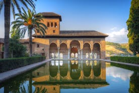 Alhambra, Generalife & Nasrid Palace Private Tour