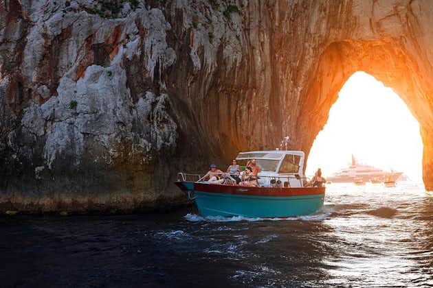 Small-group sunset and evening boat tour of Capri
