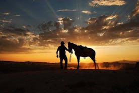 De beste zonsondergang paardrijtochten in Cappadocië