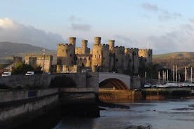 Oppdag den middelalderske bymuren Conwy: En selvstyrt lydtur