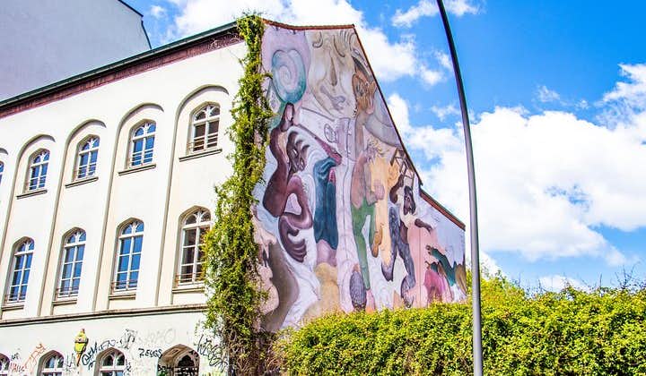 Discover the LGBT side of St.Georg with a Local