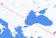 出发地 土耳其出发地 舍爾納克目的地 奥地利维也纳的航班