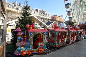 Christmas Flow Movie Locations Private Tour in Paris