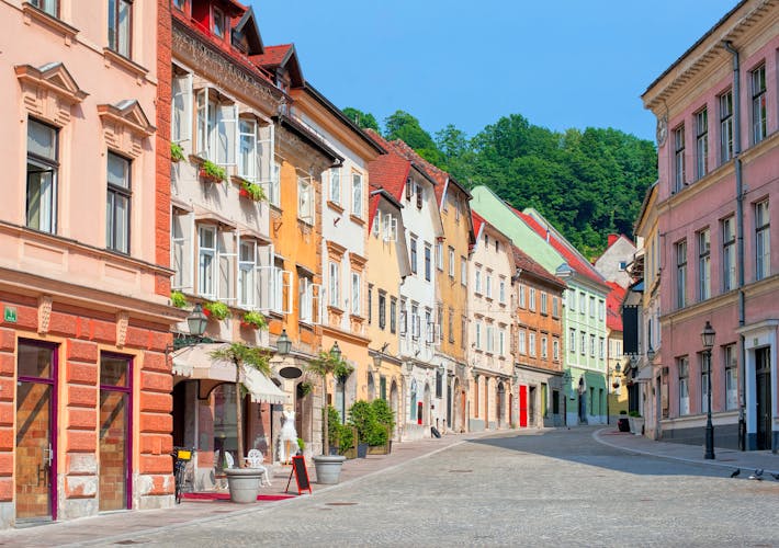 Photo of street in the old city center of Ljubljana.