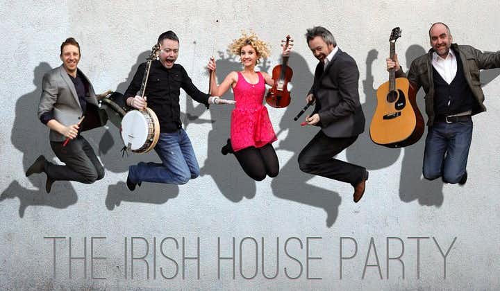 Traditionell, irländsk fest med middag och föreställning i Dublin