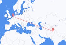 Flyrejser fra Saidu Sharif, Pakistan til Amsterdam, Holland
